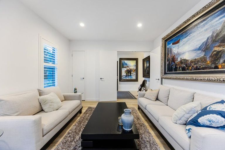 Photo of property in 21 Caldera Drive, Long Bay, Auckland, 0630