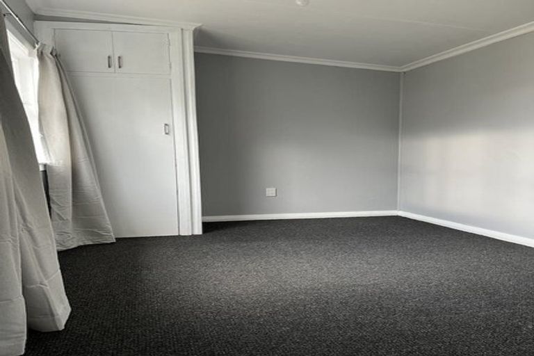 Photo of property in 54 Kirkcaldy Street, South Dunedin, Dunedin, 9012