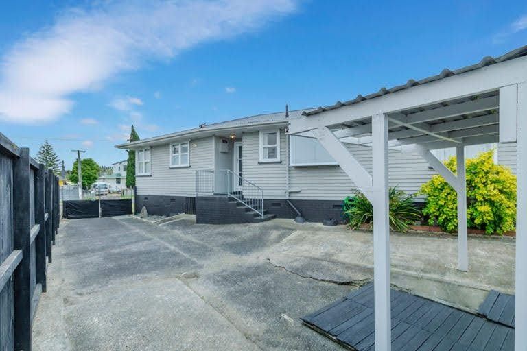 Photo of property in 5 O'connell Street, Manurewa, Auckland, 2102
