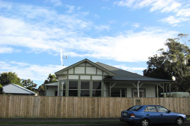 Photo of property in 36 Burn Street, Levin, 5510