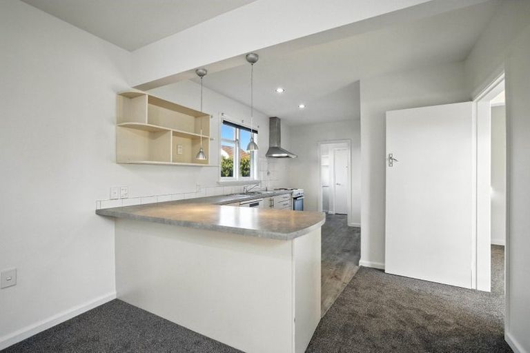 Photo of property in 145 Hamilton Avenue, Ilam, Christchurch, 8041