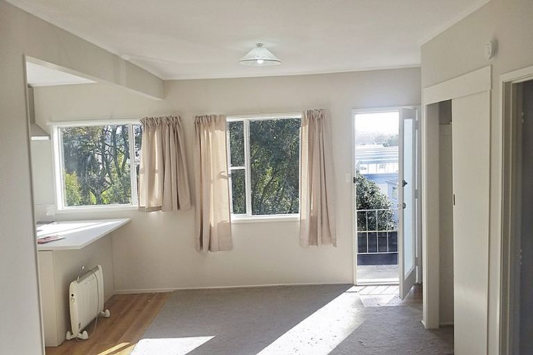 Photo of property in 8/16 Rutland Road, Stanley Point, Auckland, 0624