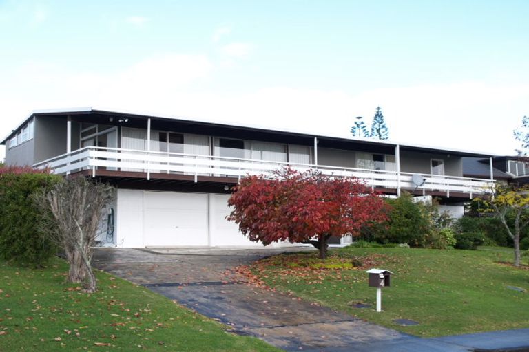 Photo of property in 4 Cleary Terrace, Cockle Bay, Auckland, 2014