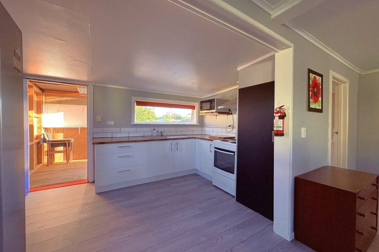 Photo of property in 98 Lucknow Street, Wairoa, 4108