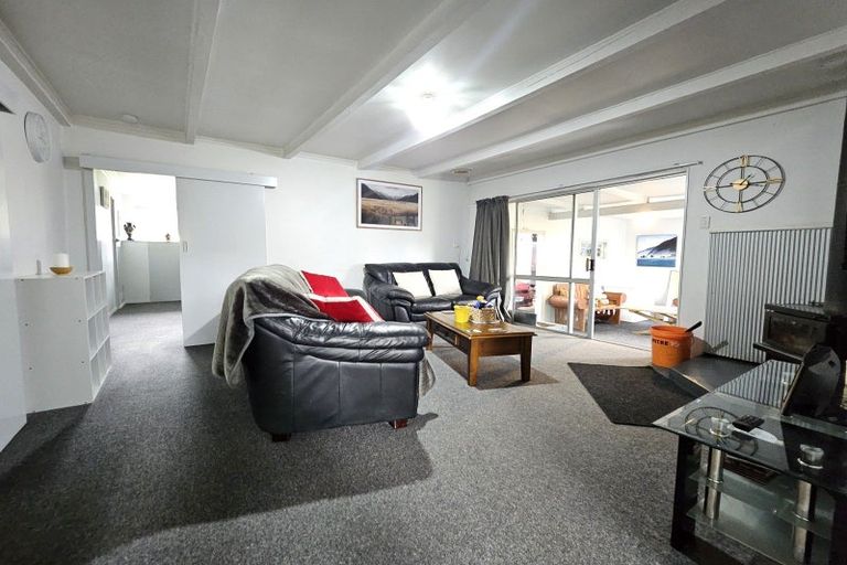 Photo of property in 87 Omapere Street, Dobson, Greymouth, 7805