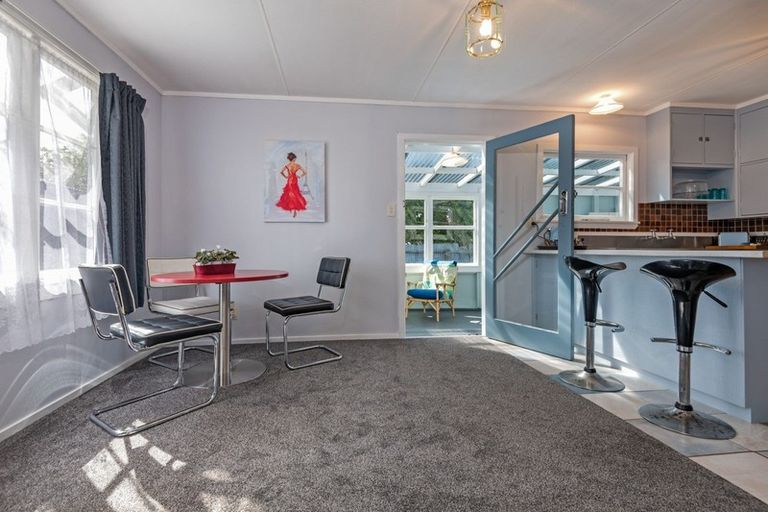 Photo of property in 17 Matai Street, Marton, 4710
