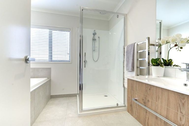 Photo of property in 30 Washer Road, Omata, New Plymouth, 4374