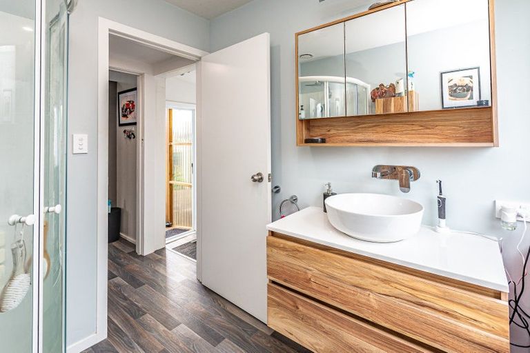 Photo of property in 143 Cornfoot Street, Castlecliff, Whanganui, 4501