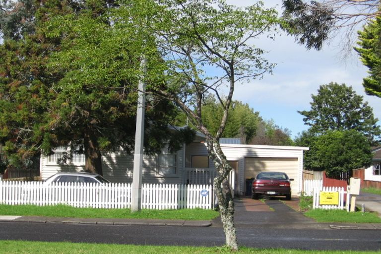 Photo of property in 93 Universal Drive, Henderson, Auckland, 0610