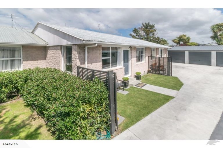 Photo of property in 3/25 Whitmore Street, Edgeware, Christchurch, 8013