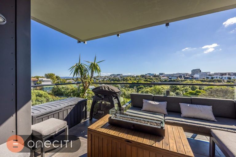 Photo of property in 4a/6 Piwakawaka Street, Eden Terrace, Auckland, 1010