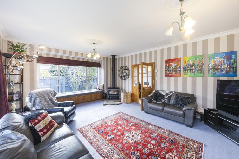Photo of property in 21 Alan Street, Palmerston North, 4414