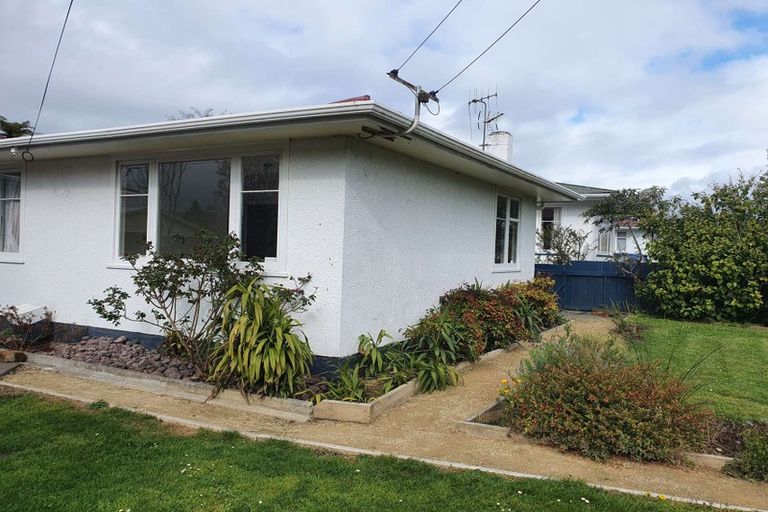 Photo of property in 14 Camellia Avenue, Aramoho, Whanganui, 4500