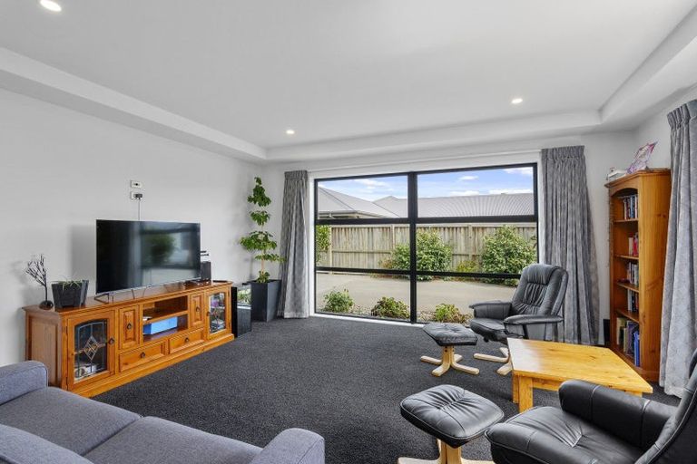 Photo of property in 52 Shadbolt Lane, Rolleston, 7614