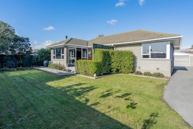 Photo of property in 5 Denise Crescent, Hornby, Christchurch, 8042