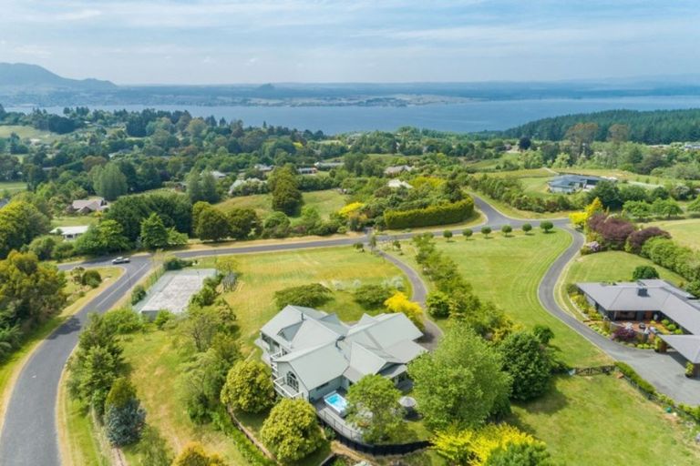 Photo of property in 22 Blue Ridge Drive, Acacia Bay, Taupo, 3385