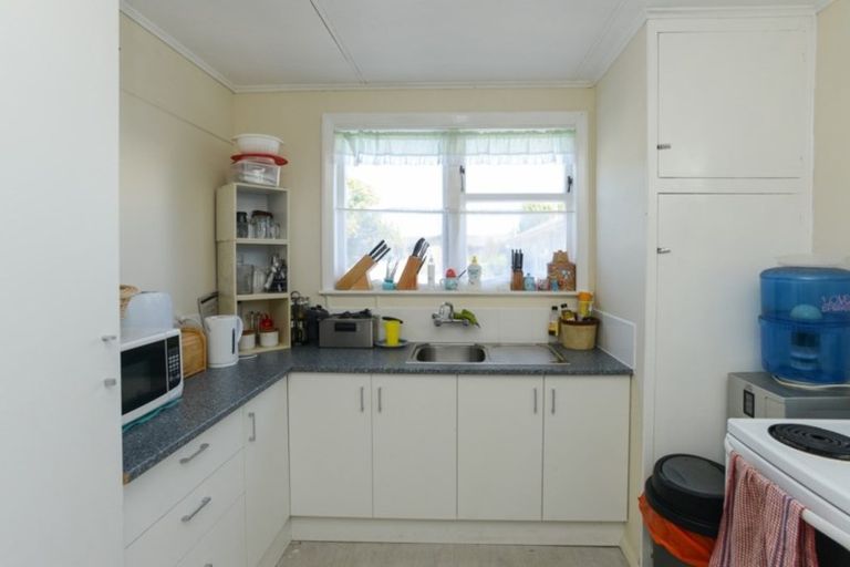 Photo of property in 413 Kotuku Street, Camberley, Hastings, 4120