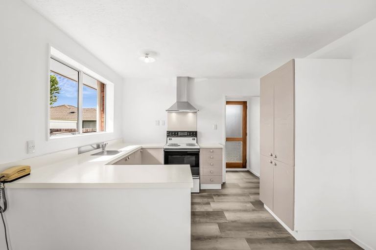 Photo of property in 1/82 Sturrocks Road, Casebrook, Christchurch, 8051