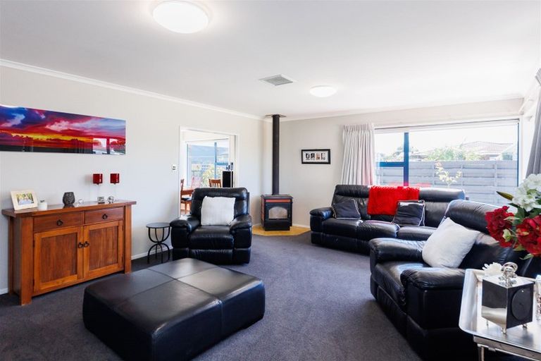 Photo of property in 125 Benmore Avenue, Cloverlea, Palmerston North, 4412