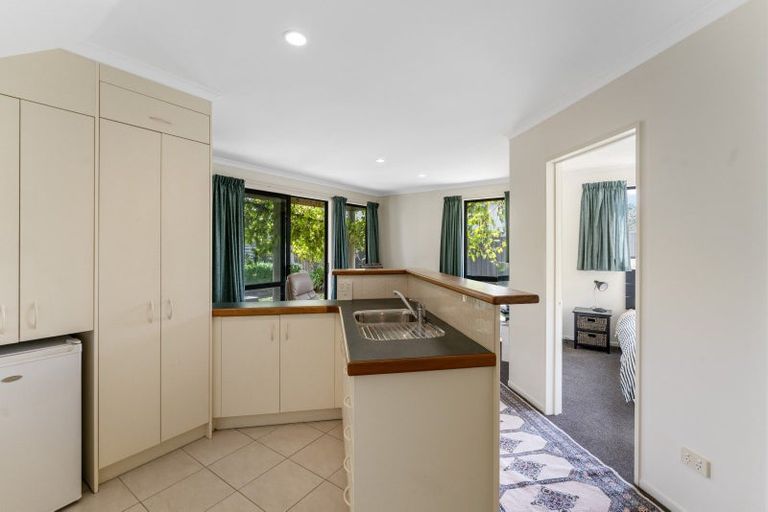 Photo of property in 2/54 Hawai Street, Two Mile Bay, Taupo, 3330