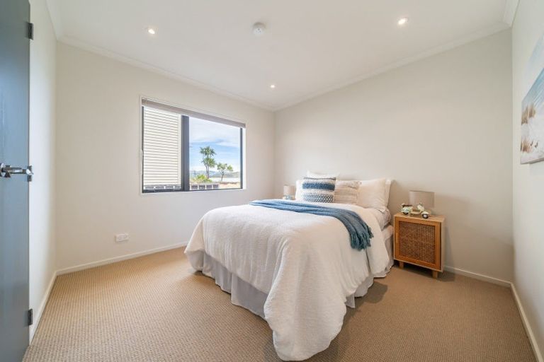 Photo of property in 43 Moana Road, Plimmerton, Porirua, 5026