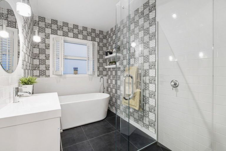 Photo of property in 31 Maria Tini Drive, Papamoa Beach, Papamoa, 3118