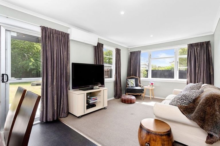 Photo of property in 53 Farrington Avenue, Bishopdale, Christchurch, 8053