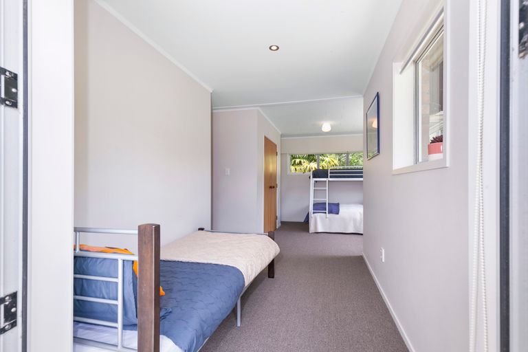 Photo of property in 39 Harbour View Road, Point Wells, Warkworth, 0986