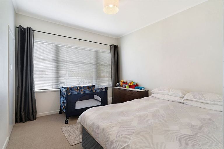 Photo of property in 20 Nile Road, Kelston, Auckland, 0602