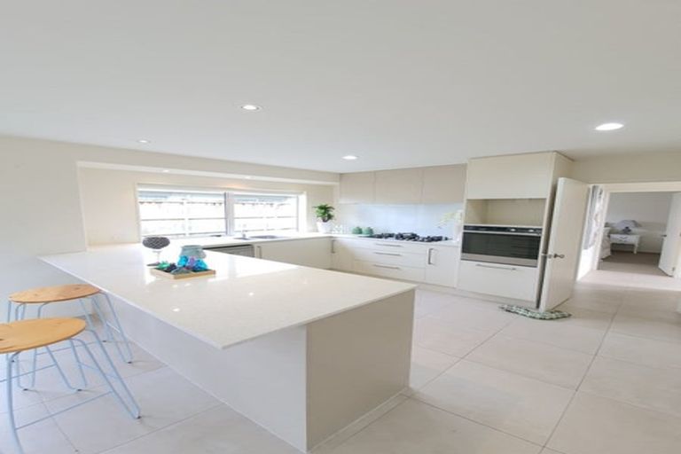 Photo of property in 99 Bayvista Drive, Karaka, Papakura, 2113