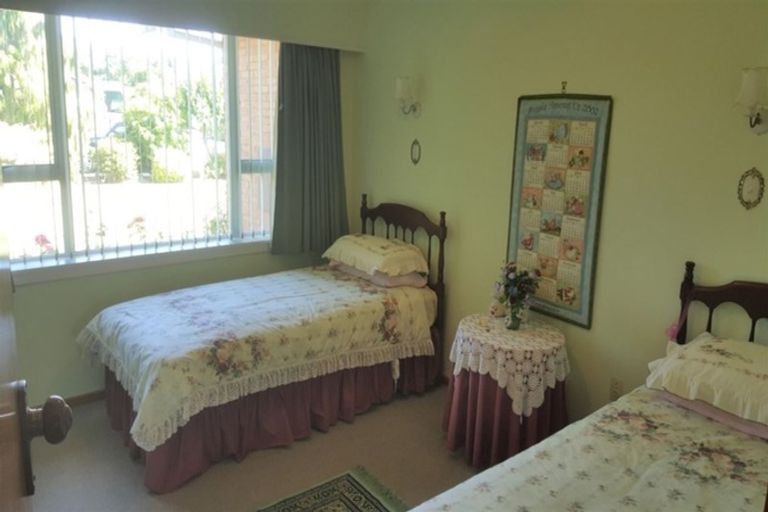 Photo of property in 69 Rhodes Street, Waimate, 7924