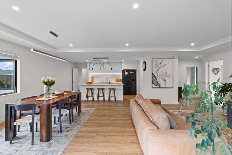 Photo of property in 87 Whincops Road, Halswell, Christchurch, 8025