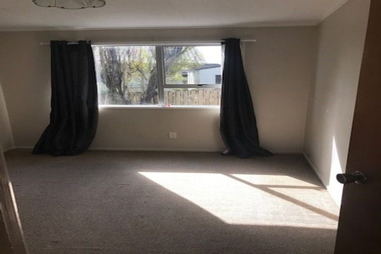 Photo of property in 7 Devonshire Road, Unsworth Heights, Auckland, 0632