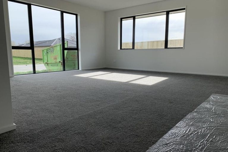 Photo of property in 27 Quinn Crescent, Woodend, 7610