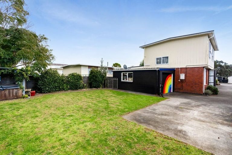 Photo of property in 65 Barrett Street, Westown, New Plymouth, 4310