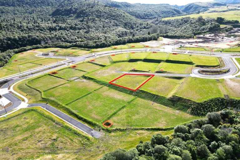 Photo of property in 12 Broadleaf Way, Kinloch, 3377