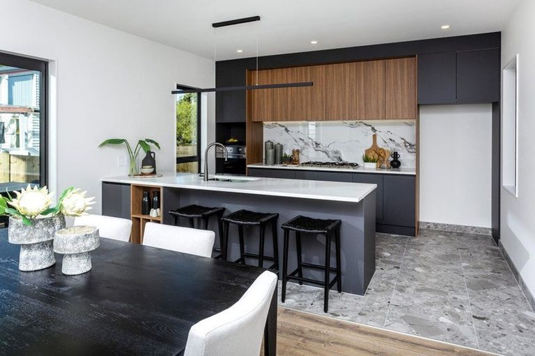 Photo of property in 55a Watea Road, Torbay, Auckland, 0630