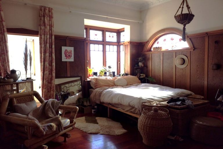 Photo of property in 64 Hawker Street, Mount Victoria, Wellington, 6011