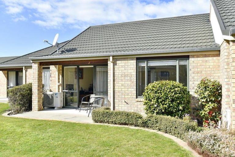 Photo of property in 16 Wiltshire Retirement Village, Rangiora, 7400