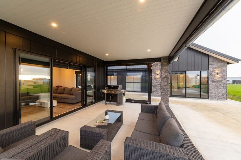 Photo of property in 5 Alayna Court, Colyton, Feilding, 4775