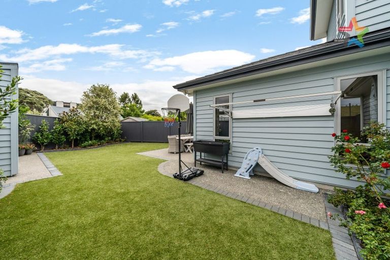 Photo of property in 8c Glen Iris Grove, Woburn, Lower Hutt, 5010