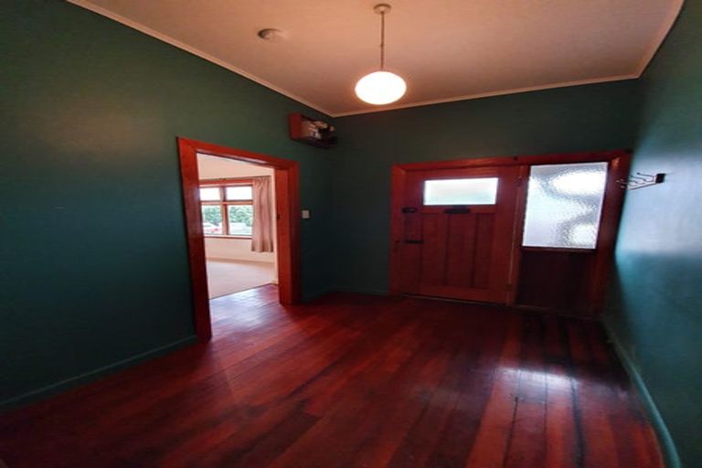 Photo of property in 27 Salek Street, Kilbirnie, Wellington, 6022