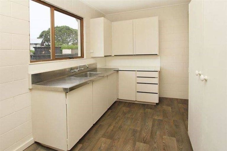 Photo of property in 6a Quo Vadis Place, Red Beach, 0932