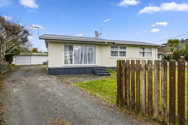 Photo of property in 24 Fenruss Street, Fairy Springs, Rotorua, 3015