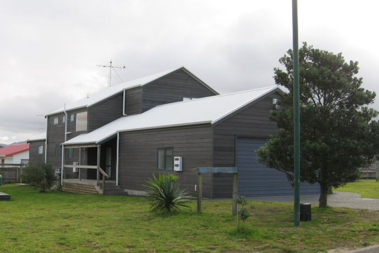 Photo of property in 3 May Way, Omaha, 0986