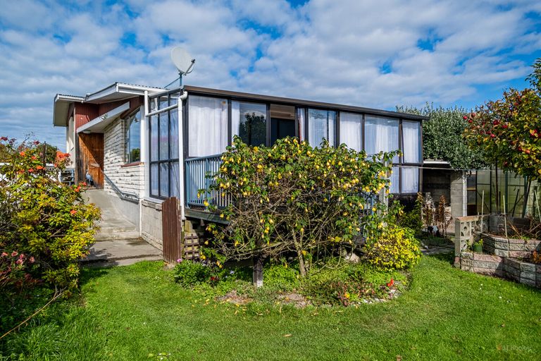 Photo of property in 3 Lisava Avenue, Seaview, Timaru, 7910