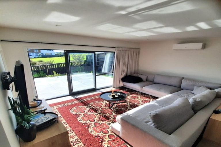 Photo of property in 8 Canna Street, Totara Park, Auckland, 2019
