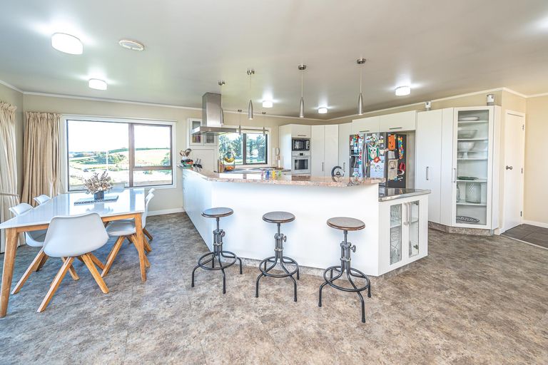 Photo of property in 1669 State Highway 3, Pakaraka, Whanganui, 4574