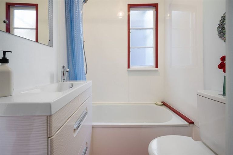 Photo of property in 115 Pine Avenue, South New Brighton, Christchurch, 8062