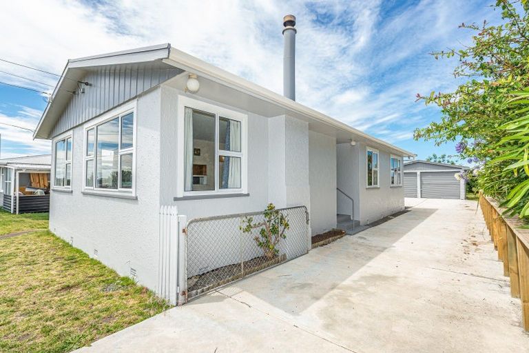 Photo of property in 36 Kowhai Street, Castlecliff, Whanganui, 4501